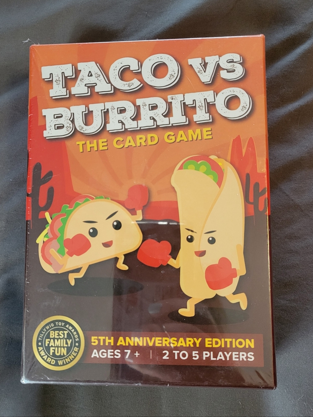 🌮🌯 Taco vs Burrito Card Game - BRAND NEW, SEALED!